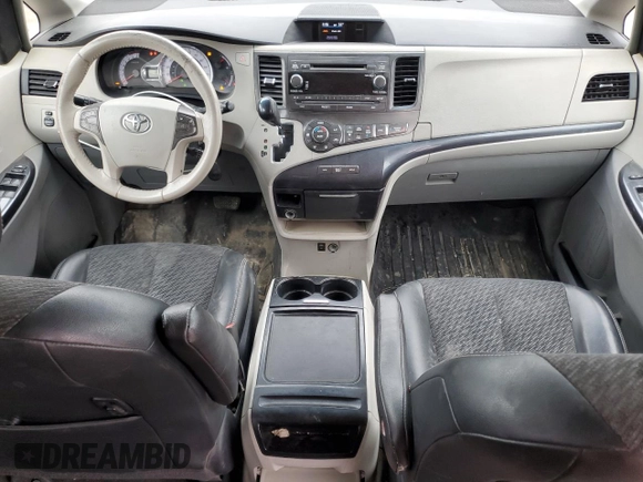 2012 Toyota Sienna SE with VIN 5TDXK3DC5CS187882, listed as a Copart auction lot 47955425 with 289,654 mi miles and Salvage Title. Bid and sale history available at carsss.com. Image 8.