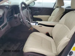 2019 Lexus LS with VIN JTHB51FF8K5006953, listed as a Copart auction lot 74186594 with 0 mi miles and Non Repairable. Bid and sale history available at carsss.com. Image 7.