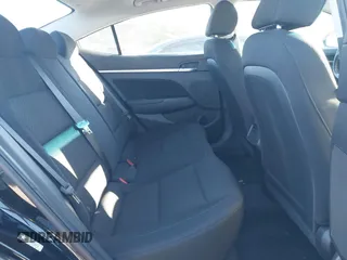 2020 Hyundai Elantra Value Edition z VIN KMHD84LF7LU046810, wystawiony jako IAAI lot #40958846 z przebiegiem 71 778 mil mil oraz . Historia ofert i sprzedaży dostępna na DreamBid. Obrazek 8.