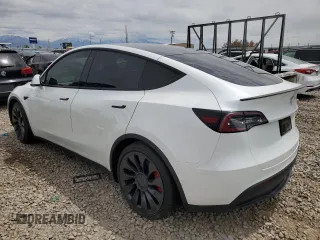 2020 Tesla Model Y Long Range z VIN 5YJYGDEF3LF028061, wystawiony jako Copart lot #57493175 z przebiegiem Nie podano mil oraz Czysty tytuł • Clean title. Historia ofert i sprzedaży dostępna na DreamBid. Obrazek 2.