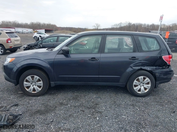 2010 Subaru Forester 2.5X with VIN JF2SH6AC6AH758085, listed as a IAAI auction lot 41889351 with 130,209 mi miles. Bid and sale history available at carsss.com. Image 14.