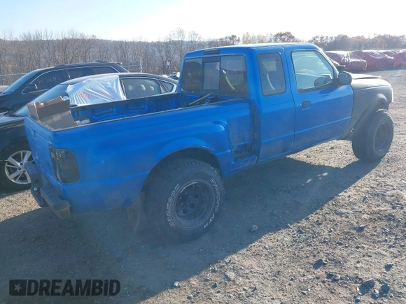 2000 Ford Ranger XL with VIN 1FTYR14C7YTA97775, listed as a IAAI auction lot 40771596 with 180,788 mi miles. Bid and sale history available at carsss.com. Image 4.