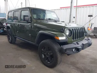 2022 Jeep Wrangler Unlimited Sahara с VIN 1C4HJXEN1NW262627, выставлен на аукционе IAAI как лот 42082719 с пробегом 22 051 миль миль и . История ставок и продаж доступна на DreamBid. Изображение 1.