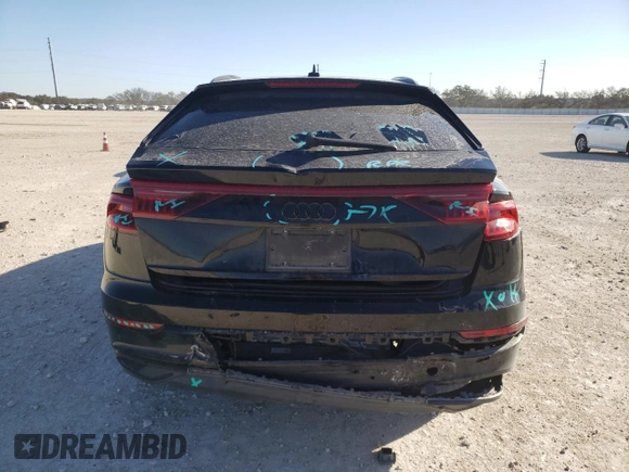 2019 Audi Q8 Premium z VIN WA1AVAF17KD018660, wystawiony jako Copart lot #47264715 z przebiegiem Nie podano mil oraz Szkoda całkowita • Salvage title. Historia ofert i sprzedaży dostępna na DreamBid. Obrazek 6.