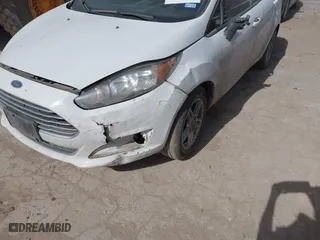 2019 Ford Fiesta SE with VIN 3FADP4BJ7KM135217, listed as a IAAI auction lot 41685629 with 91,140 mi miles. Bid and sale history available at carsss.com. Image 6.