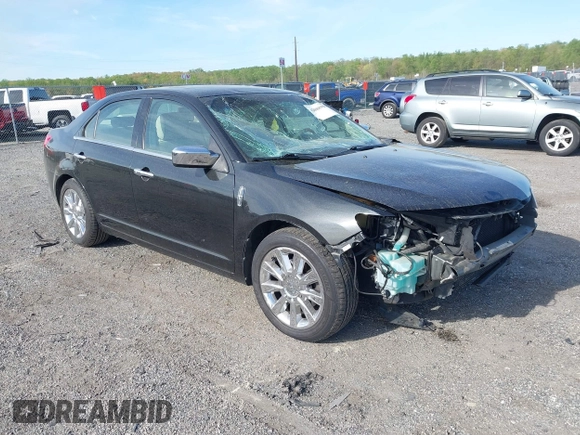 2012 Lincoln MKZ with VIN 3LNHL2JC5CR829225, listed as a IAAI auction lot 42088988 with 121,136 mi miles. Bid and sale history available at carsss.com. Image 1.