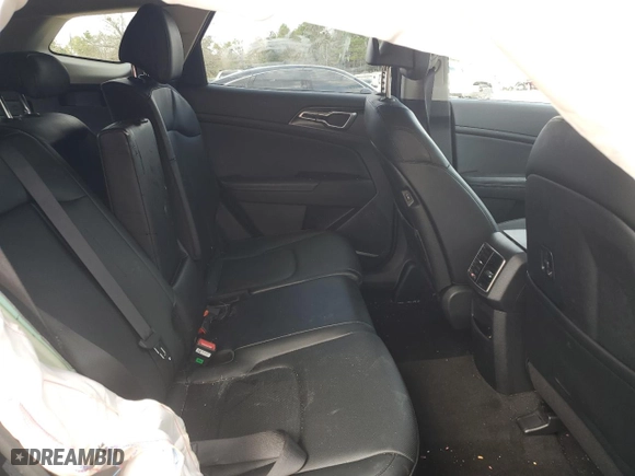 2024 Kia Sportage EX with VIN 5XYK33DF6RG205202, listed as a Copart auction lot 44392215 with 8,077 mi miles and Non Repairable. Bid and sale history available at carsss.com. Image 10.