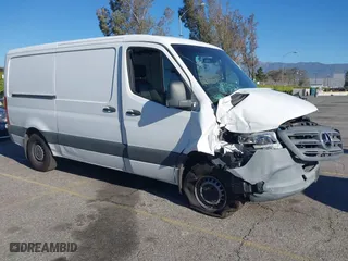 2019 Mercedes-Benz Sprinter Cargo Van with VIN WD3PF0CDXKT005956, listed as a IAAI auction lot 41861602 with 73,938 mi miles. Bid and sale history available at carsss.com. Image 1.