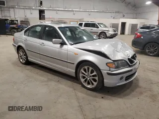2004 BMW 3 Series 330xi with VIN WBAEW534X4PN31961, listed as a Copart auction lot 86862924 with 139,563 mi miles and Salvage Title. Bid and sale history available at carsss.com. Image 4.