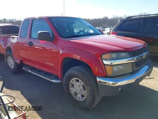 2004 Chevrolet Colorado LS Z71 with VIN 1GCDT196648210468, listed as a IAAI auction lot 41342300 with 206,478 mi miles. Bid and sale history available at carsss.com. Image 1.
