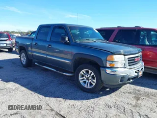 2006 GMC Sierra 1500 SLT with VIN 2GTEK13Z561315535, listed as a IAAI auction lot 41386813 with Not Provided miles and . Bid and sale history available at carsss.com. Image 1.