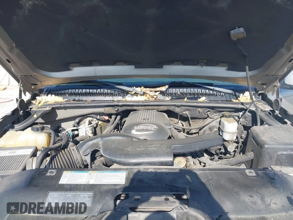 2002 Chevrolet Avalanche with VIN 3GNEK13T52G331996, listed as a IAAI auction lot 42056341 with 283,326 mi miles. Bid and sale history available at carsss.com. Image 10.
