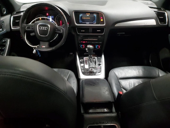 2010 Audi Q5 Prestige with VIN WA1WKBFPXAA100603, listed as a Copart auction lot 49486615 with 136,264 mi miles and Clean title. Bid and sale history available at DreamBid. Image 8.