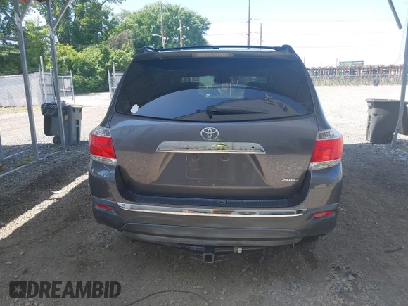 2013 Toyota Highlander Limited with VIN 5TDDK3EH2DS272953, listed as a IAAI auction lot 42582802 with 144,482 mi miles and . Bid and sale history available at DreamBid. Image 16.
