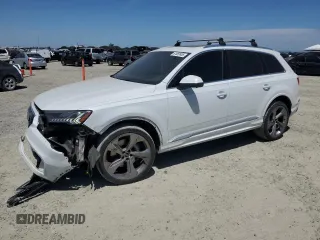 2020 Audi Q7 Prestige with VIN WA1VXAF76LD008042, listed as a Copart auction lot 61859955 with 58,758 mi miles and Salvage title. Bid and sale history available at DreamBid. Image 1.