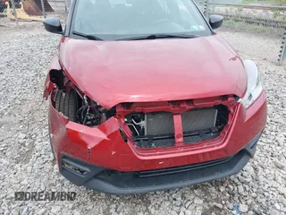 2018 Nissan Kicks SV с VIN 3N1CP5CU6JL504127, выставлен на аукционе IAAI как лот 42237627 с пробегом 72 253 миль миль и . История ставок и продаж доступна на DreamBid. Изображение 6.