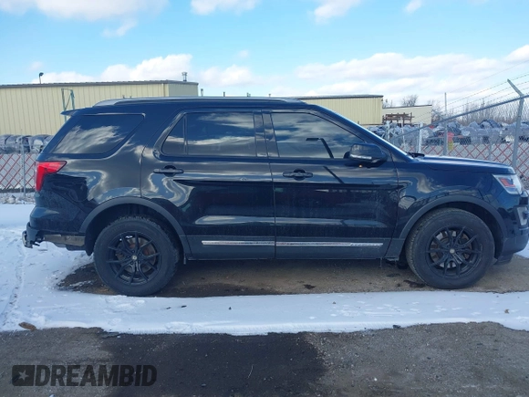 2016 Ford Explorer XLT with VIN 1FM5K8DH4GGD07070, listed as a IAAI auction lot 41523004 with 119,520 mi miles and . Bid and sale history available at DreamBid. Image 13.