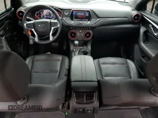 2019 Chevrolet Blazer RS z VIN 3GNKBJRS7KS631893, wystawiony jako Copart lot #57483685 z przebiegiem 53 650 mil mil oraz Szkoda całkowita • Salvage title. Historia ofert i sprzedaży dostępna na DreamBid. Obrazek 8.