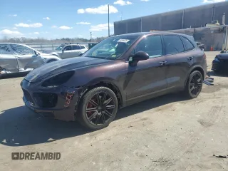 2012 Porsche Cayenne Turbo z VIN WP1AC2A25CLA80713, wystawiony jako Copart lot #50768025 z przebiegiem 47 285 mil mil oraz Szkoda całkowita • Salvage title. Historia ofert i sprzedaży dostępna na DreamBid. Obrazek 1.