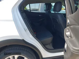 2021 Buick Encore GX Preferred с VIN KL4MMCSL1MB140495, выставлен на аукционе IAAI как лот 42394584 с пробегом 32 542 миль миль и . История ставок и продаж доступна на DreamBid. Изображение 8.