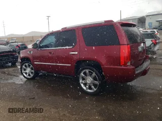 2011 Cadillac Escalade Premium z VIN 1GYS4CEFXBR191558, wystawiony jako Copart lot #42773755 z przebiegiem 107 057 mil mil oraz Szkody całkowita. Historia ofert i sprzedaży dostępna na DreamBid. Obrazek 2.