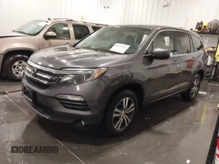 2017 Honda Pilot EX-L z VIN 5FNYF6H58HB105029, wystawiony jako IAAI lot #42179949 z przebiegiem 143 170 mil mil oraz . Historia ofert i sprzedaży dostępna na DreamBid. Obrazek 2.