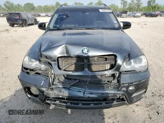 2013 BMW X5 xDrive35i z VIN 5UXZV4C50D0B11663, wystawiony jako Copart lot #53285435 z przebiegiem 109 818 mil mil oraz Szkody całkowita. Historia ofert i sprzedaży dostępna na DreamBid. Obrazek 5.