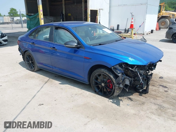 2024 Volkswagen Jetta 40th Anniversary Edition с VIN 3VW8T7BU2RM018753, выставлен на аукционе IAAI как лот 42414449 с пробегом 31 999 миль миль и . История ставок и продаж доступна на DreamBid. Изображение 1.