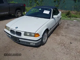1995 BMW 3 Series с VIN WBABJ5320SJC83061, выставлен на аукционе IAAI как лот 42622969 с пробегом 221 495 миль миль и . История ставок и продаж доступна на DreamBid. Изображение 2.