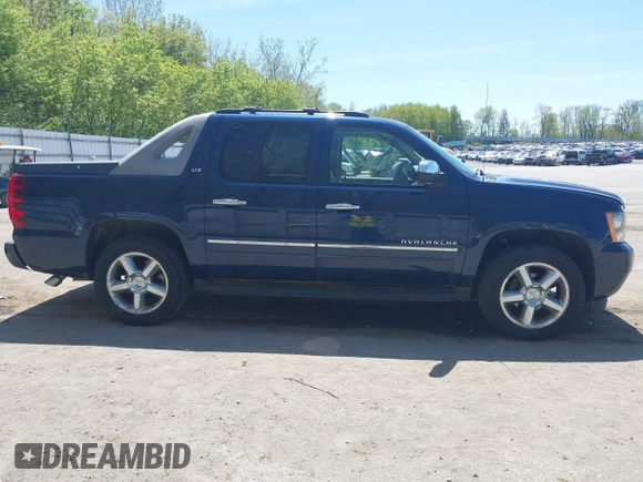 2011 Chevrolet Avalanche LTZ with VIN 3GNTKGE38BG194446, listed as a IAAI auction lot 42225609 with 135,183 mi miles and . Bid and sale history available at DreamBid. Image 13.