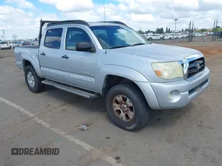 2005 Toyota Tacoma PreRunner z VIN 3TMJU62N15M006687, wystawiony jako IAAI lot #42262238 z przebiegiem 291 743 mil mil oraz . Historia ofert i sprzedaży dostępna na DreamBid. Obrazek 1.