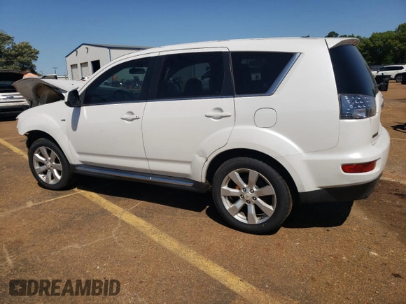 2011 Mitsubishi Outlander XLS z VIN JA4JS4AX4BU012496, wystawiony jako Copart lot #52871125 z przebiegiem 136 561 mil mil oraz Szkoda całkowita • Salvage title. Historia ofert i sprzedaży dostępna na DreamBid. Obrazek 2.