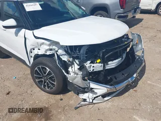 2025 Chevrolet TrailBlazer LT with VIN KL79MPSP8SB086368, listed as a IAAI auction lot 42244297 with 9,313 mi miles and . Bid and sale history available at DreamBid. Image 19.