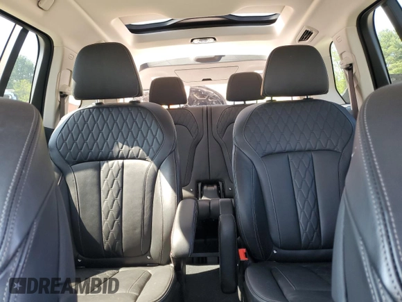 2019 BMW X7 xDrive40i z VIN 5UXCW2C54KL082619, wystawiony jako Copart lot #54474555 z przebiegiem 68 381 mil mil oraz Szkoda całkowita • Salvage title. Historia ofert i sprzedaży dostępna na DreamBid. Obrazek 10.