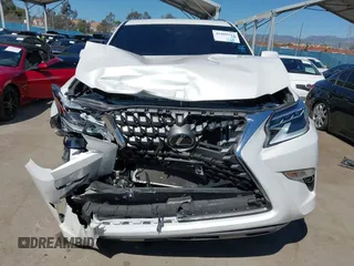 2023 Lexus GX 460 Premium z VIN JTJAM7BX0P5372248, wystawiony jako IAAI lot #41809512 z przebiegiem 13 280 mil mil oraz . Historia ofert i sprzedaży dostępna na DreamBid. Obrazek 12.