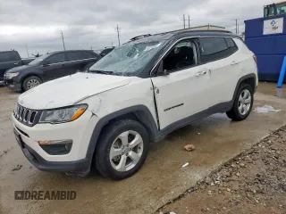 2019 Jeep Compass Latitude with VIN 3C4NJDBB2KT703341, listed as a Copart auction lot 55974345 with 54,822 mi miles and Salvage title. Bid and sale history available at DreamBid. Image 1.