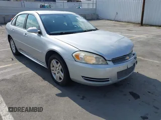 2014 Chevrolet Impala LT z VIN 2G1WB5E31E1100066, wystawiony jako IAAI lot #42240075 z przebiegiem 175 209 mil mil oraz . Historia ofert i sprzedaży dostępna na DreamBid. Obrazek 1.