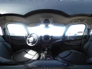 2019 MINI Countryman Cooper S с VIN WMZYT3C54K3E97707, выставлен на аукционе IAAI как лот 41882818 с пробегом 51 567 миль миль и . История ставок и продаж доступна на DreamBid. Изображение 18.