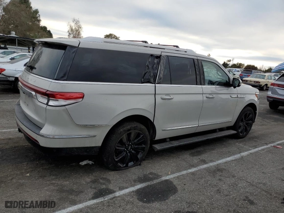 2023 Lincoln Navigator L Reserve with VIN 5LMJJ3LG8PEL11662, listed as a Copart auction lot 89001225 with 19,332 mi miles and Salvage Title. Bid and sale history available at carsss.com. Image 3.