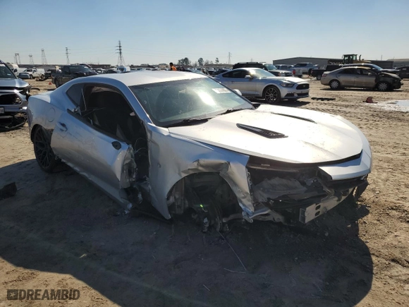 2016 Chevrolet Camaro 1LT with VIN 1G1FB1RS3G0170631, listed as a Copart auction lot 43036905 with 0 mi miles and Salvage Title. Bid and sale history available at carsss.com. Image 4.
