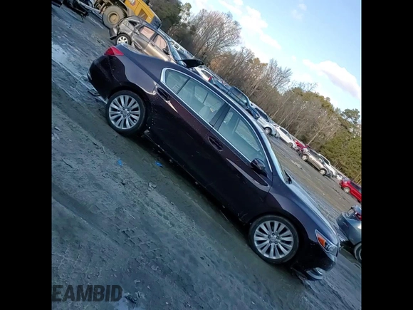 2015 Acura RLX Technology with VIN JH4KC1F5XFC001297, listed as a Copart auction lot 41814825 with 102,801 mi miles and Salvage title. Bid and sale history available at DreamBid. Image 13.