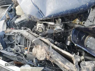 1996 GMC Yukon with VIN 1GKEK13R2TJ718801, listed as a Copart auction lot 84489744 with 0 mi miles and Salvage Title. Bid and sale history available at carsss.com. Image 12.