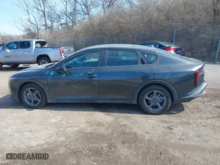 2025 Kia K4 LXS with VIN 3KPFT4DE0SE024145, listed as a IAAI auction lot 41863411 with 832 mi miles. Bid and sale history available at carsss.com. Image 15.