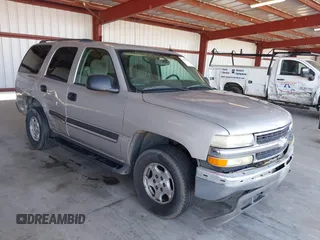 2005 Chevrolet Tahoe Special Service with VIN 1GNEK13V85J140710, listed as a IAAI auction lot 41674720 with 272,431 mi miles. Bid and sale history available at carsss.com. Image 1.