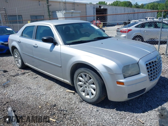 2008 Chrysler 300 LX with VIN 2C3KA43R78H250774, listed as a IAAI auction lot 42167963 with 113,676 mi miles and . Bid and sale history available at carsss.com. Image 1.