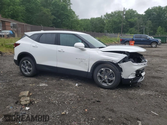 2023 Chevrolet Blazer LT with VIN 3GNKBCR46PS186485, listed as a Copart auction lot 57138845 with 31,588 mi miles and Salvage title. Bid and sale history available at DreamBid. Image 4.