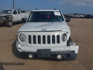 2015 Jeep Patriot Sport with VIN 1C4NJPBB9FD410100, listed as a IAAI auction lot 41536941 with 145,386 mi miles. Bid and sale history available at carsss.com. Image 12.