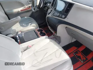 2014 Toyota Sienna L with VIN 5TDZK3DC0ES445088, listed as a IAAI auction lot 42443966 with Not provided miles and . Bid and sale history available at DreamBid. Image 5.