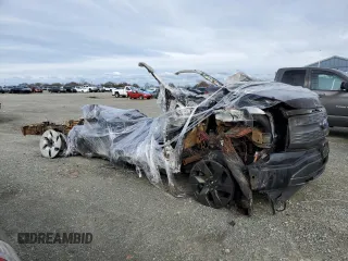 2023 Ford F-150 Lightning Pro с VIN 1FT6W1EV1PWG00813, выставлен на аукционе Copart как лот 44388625 с пробегом Не указан миль и На запчасти • Non repairable. История ставок и продаж доступна на DreamBid. Изображение 4.