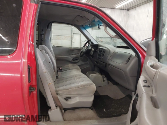 1998 Ford F-150 с VIN 1FTZX1761WKB08028, выставлен на аукционе IAAI как лот 40724830 с пробегом 243 198 миль миль и . История ставок и продаж доступна на DreamBid. Изображение 5.